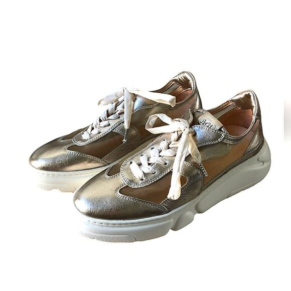 Agl   - Picture 3 of 9